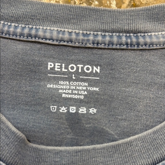 Peloton Blue Long Sleeve Tee / D41 - Picture 2 of 3